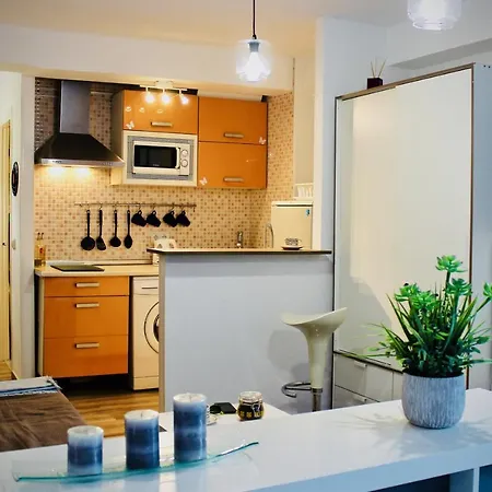 Holi-rent Carihuela Sunset Loft