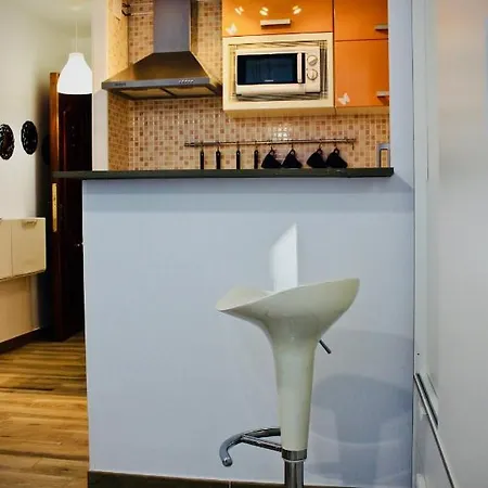 Holi-rent Carihuela Sunset Loft Torremolinos