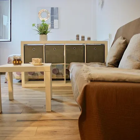 Holi-rent Carihuela Sunset Loft Appartement *